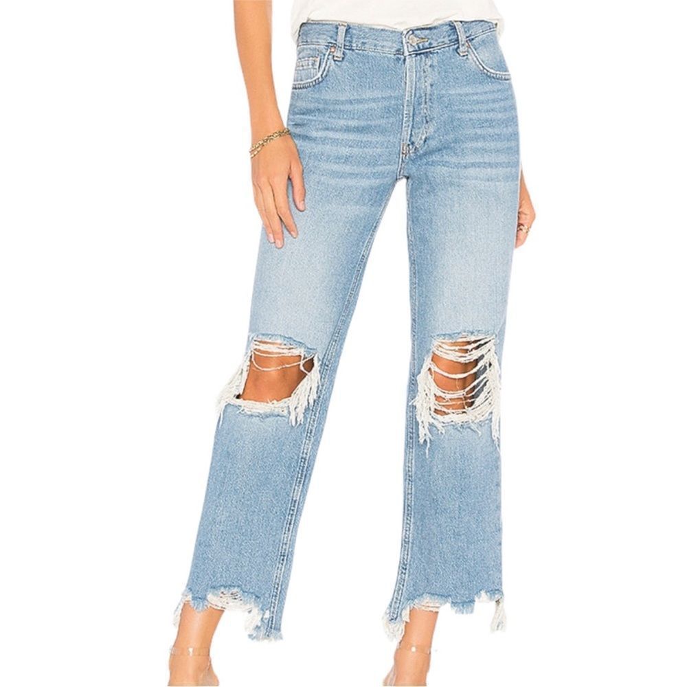 Free People Maggie Mid-Rise Straight Leg distress crop Jeans